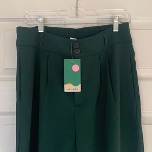 Halara High Waisted Straight Leg Work Pants in Sycamore